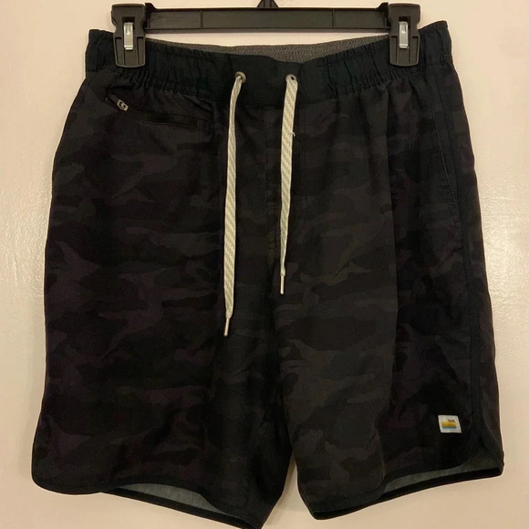 Vuori Banks Short Black Camo Size Small - Picture 1 of 4